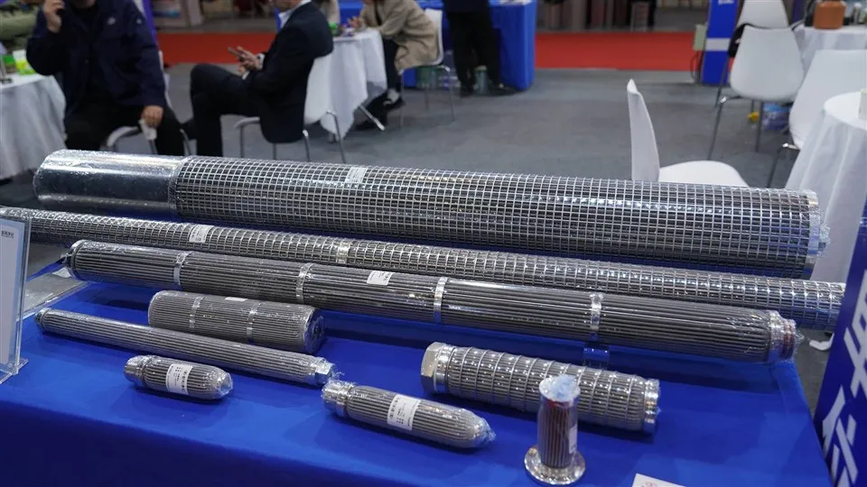 কাস্টমাইজড সাইজ 10\\" 20\\" 30\\" 40\\" স্টেইনলেস স্টিল প্লেটেড ফিল্টার কার্টিজ অয়েল হাইড্রোলিক ফিল্টার ফাইবার ফিল্টার মেশ ব্যবহার